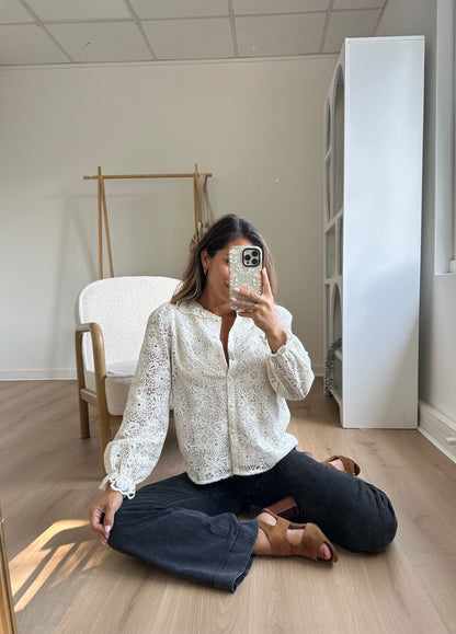Blouse en dentelle écrue Rosa