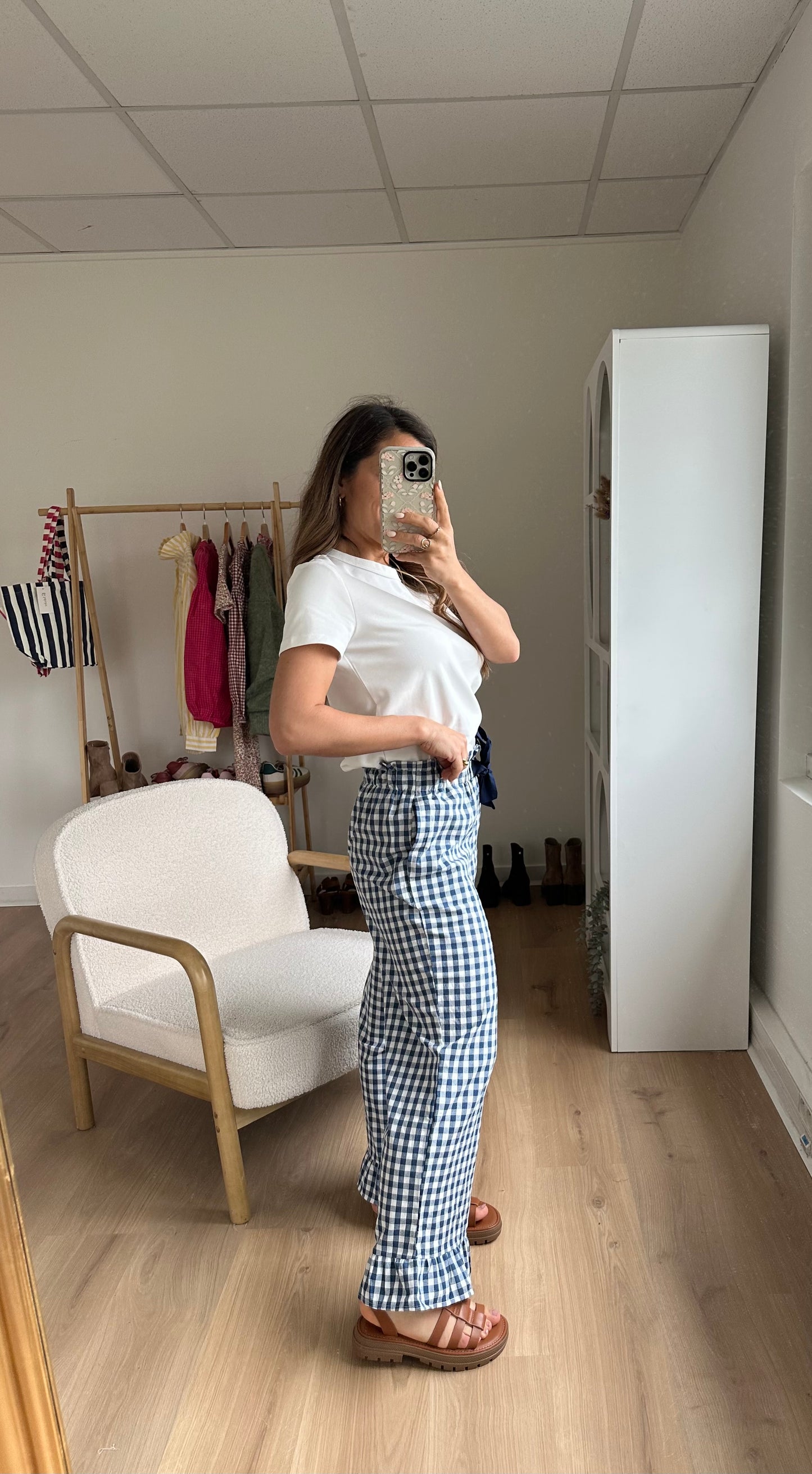 Pantalon fluide vichy à volants bleu marine Julia