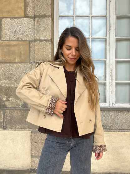 Trench court Camille léopard