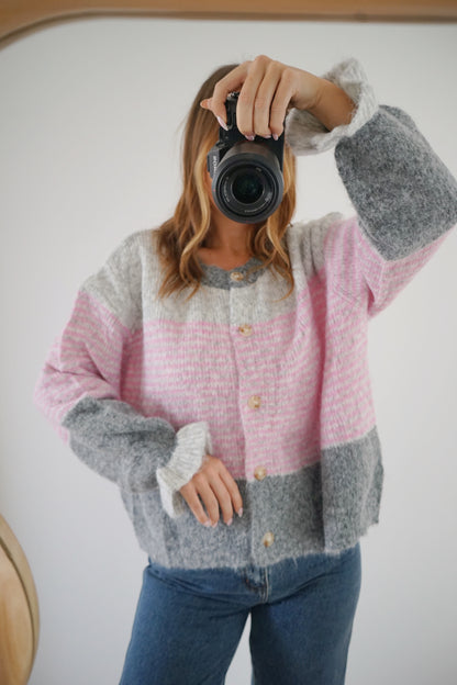 Cardigan Marisol Gris rayé rose