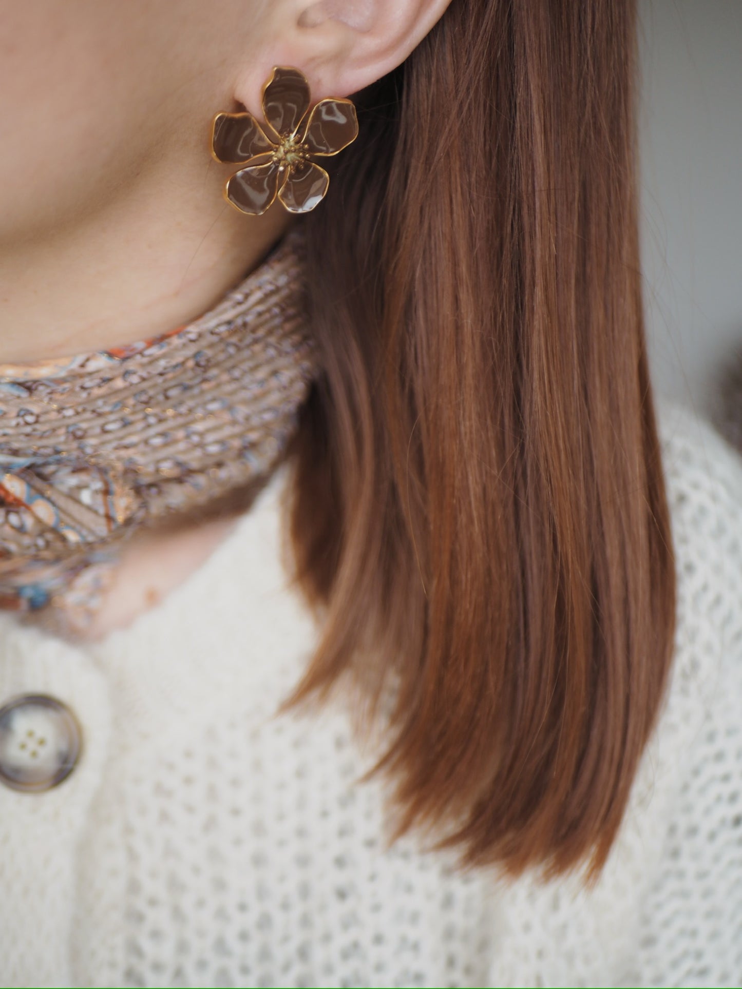 Boucles d'oreille mini Magnolia brown