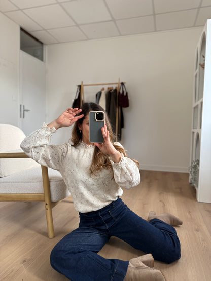Blouse en dentelle écrue Alma
