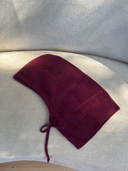 Cagoule léopard en laine et cachemire bordeaux
