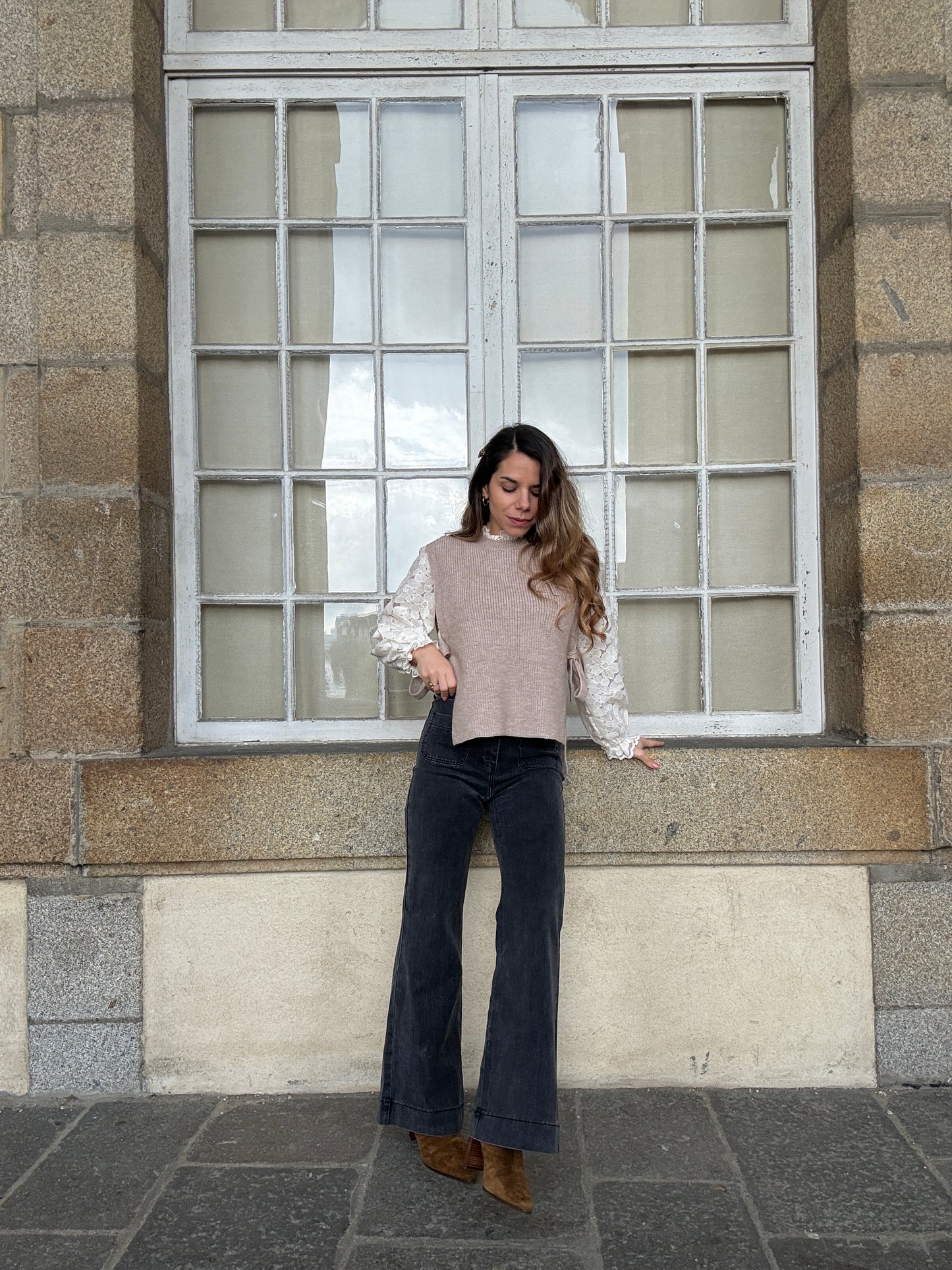 Pull sans manches à noeuds taupe Valentine