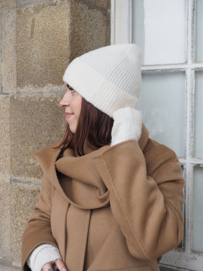 Bonnet en laine écru