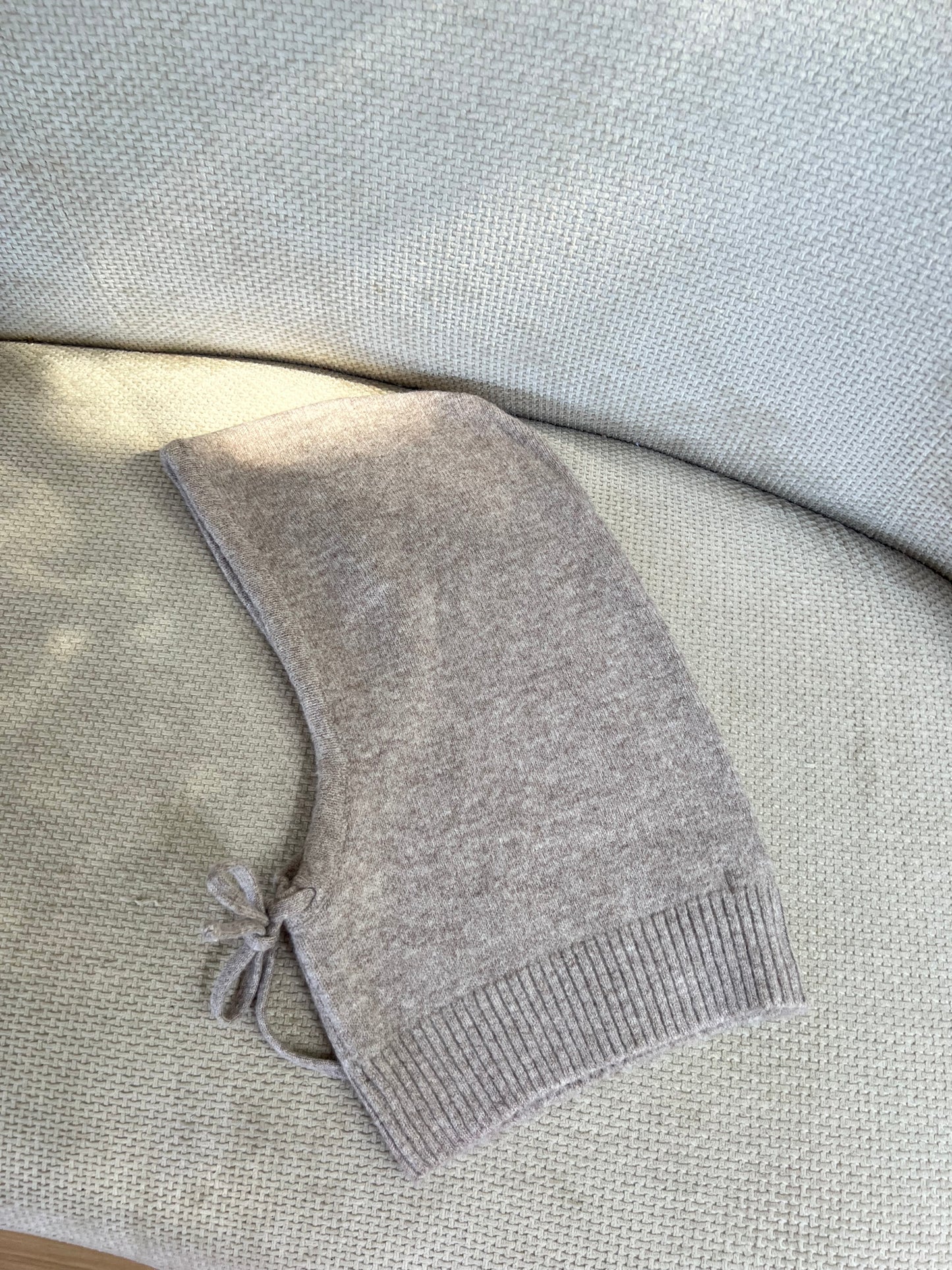 Cagoule léopard en laine et cachemire taupe