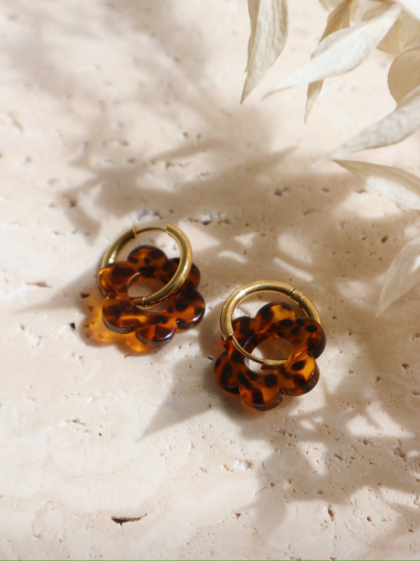 Boucles d'oreille Fleur écaille
