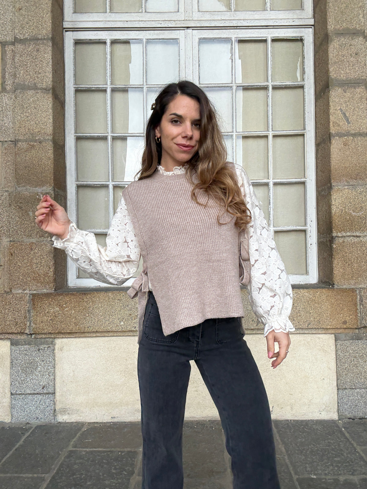 Pull sans manches à noeuds taupe Valentine