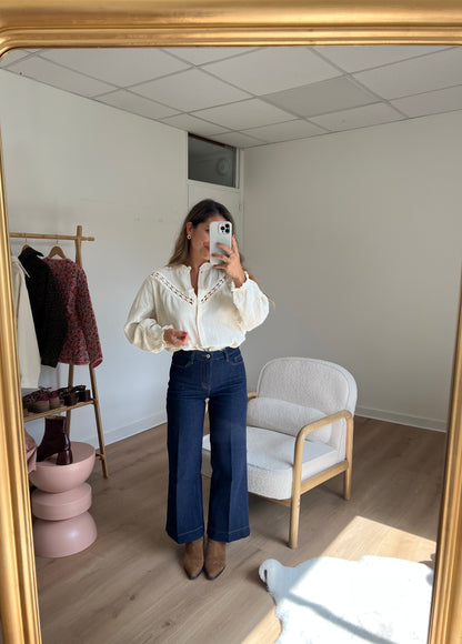 Blouse brodée écrue Angèle