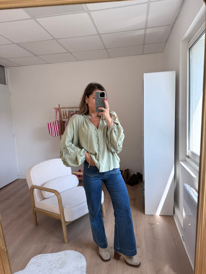 Blouse Esmée à volants vert menthe