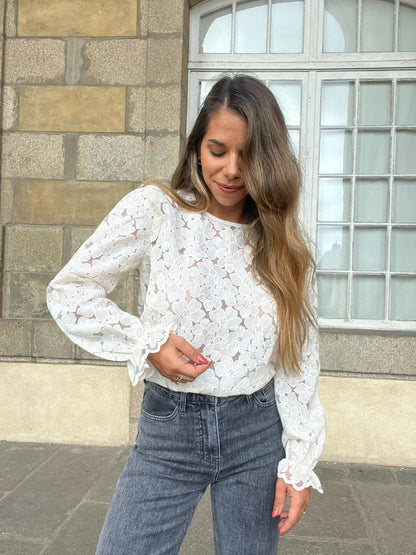Blouse brodée Laura