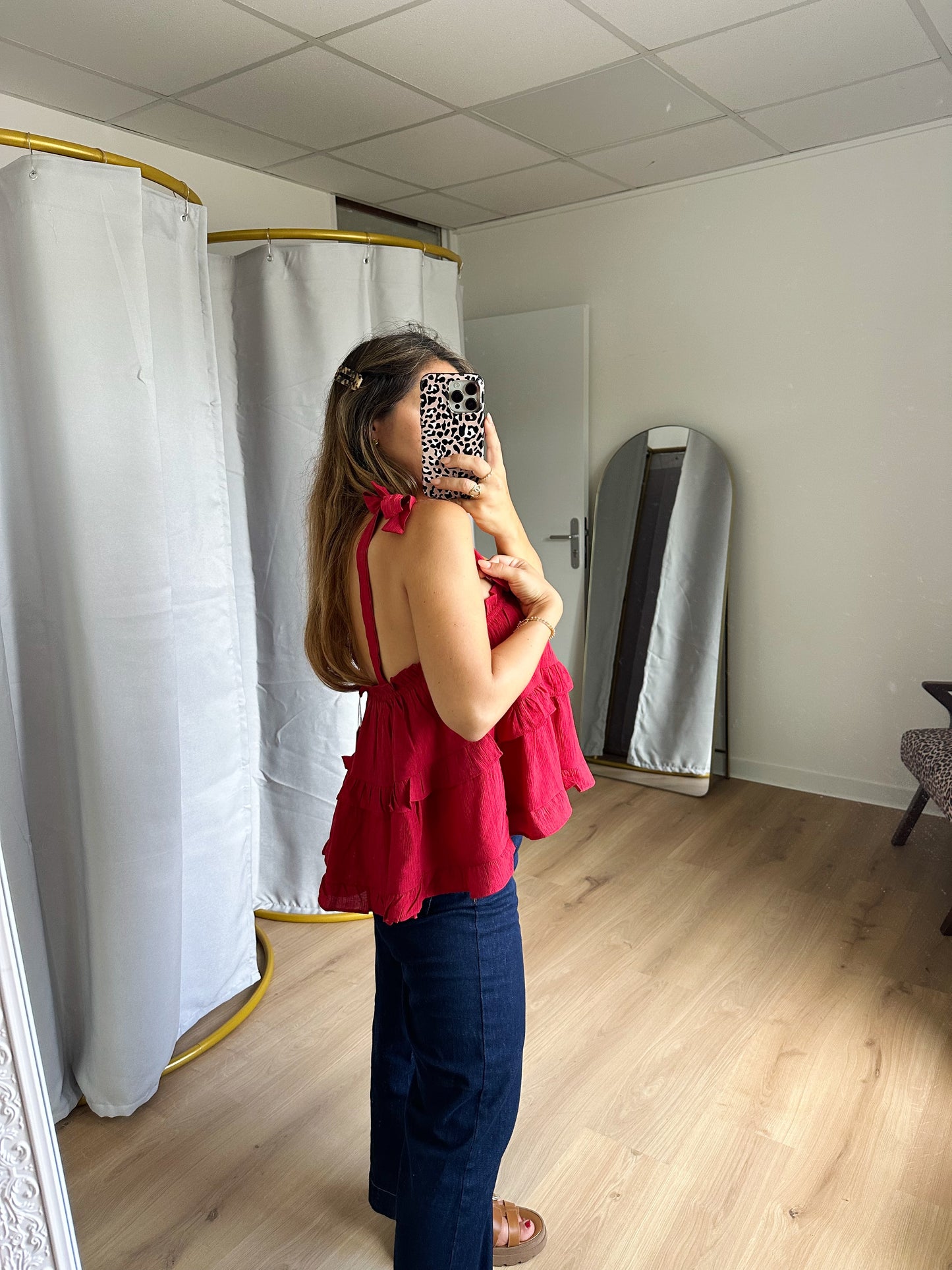 Top volanté rouge Isis