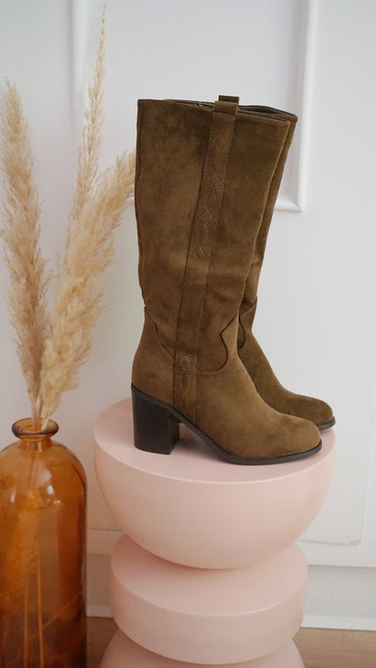 Bottes en suédine Léane marron clair