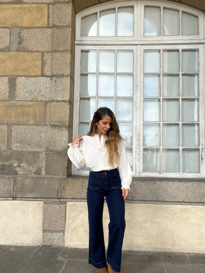 Blouse brodée écrue Angèle
