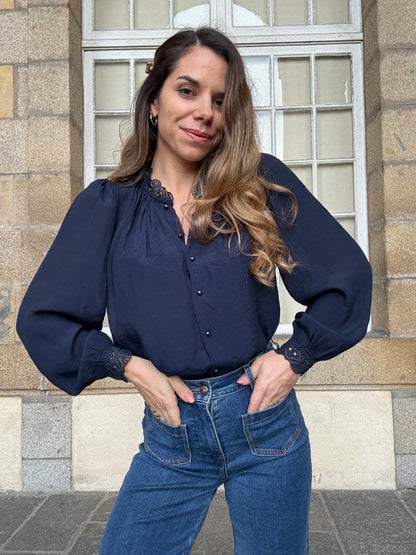 Blouse brodée bleue marine Maïwenn