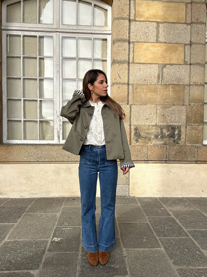 Trench court Dalia kaki