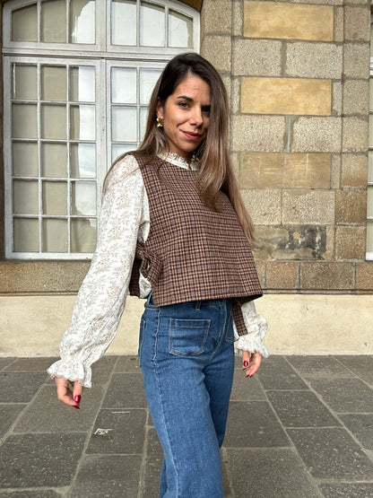 Pull fin sans manche avec nœuds à carreaux Armance