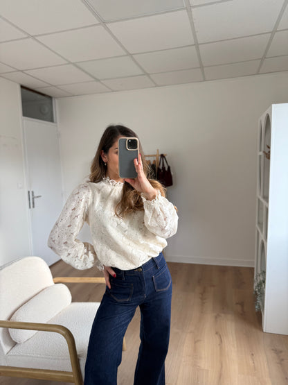 Blouse en dentelle écrue Alma
