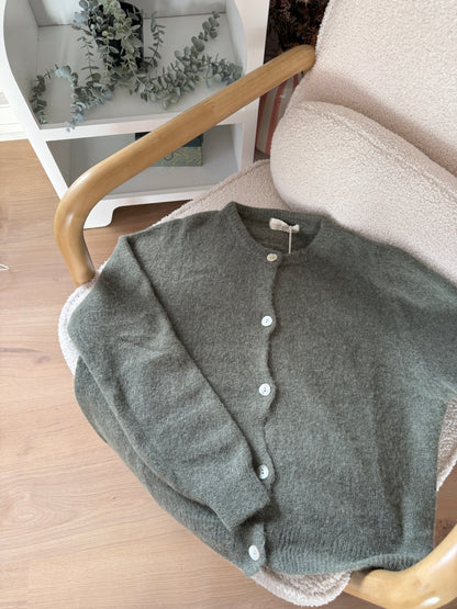 Maille en laine Léonie olive