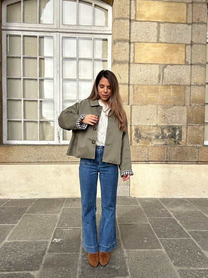 Trench court Dalia kaki