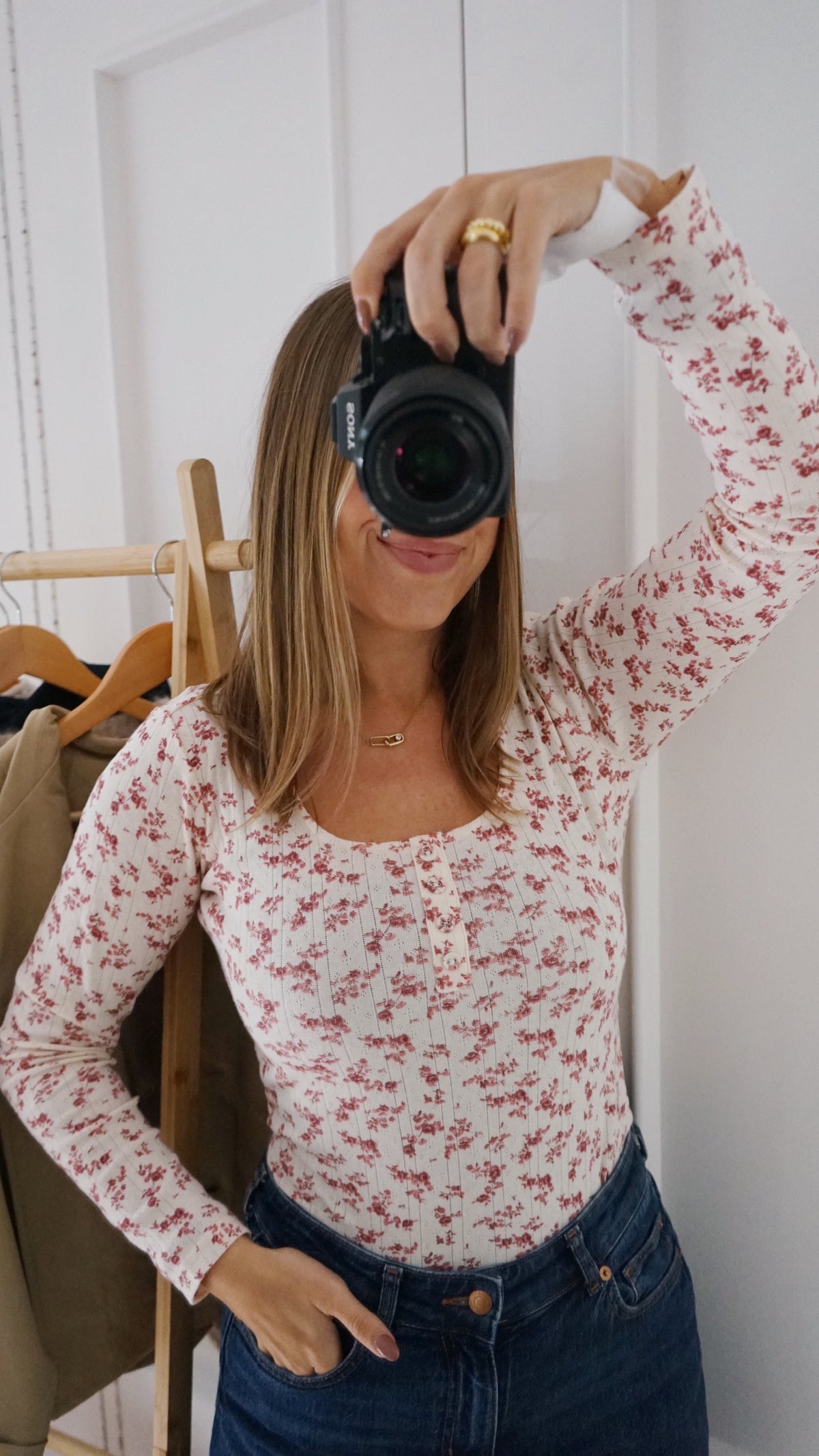 Top Gloria à fleurs bordeaux