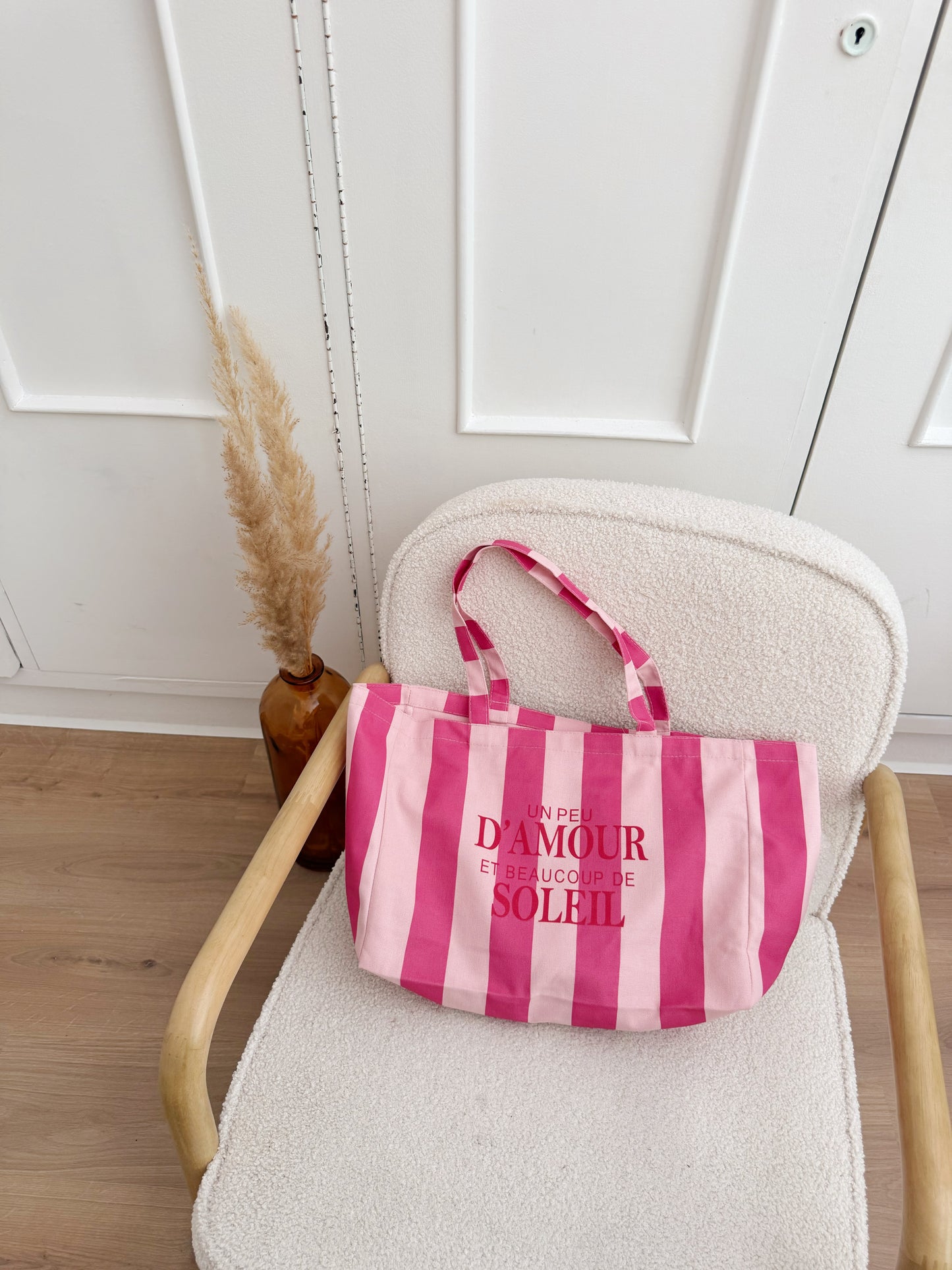Sac cabas un peu d’amour et beaucoup de soleil rayé rose rouge